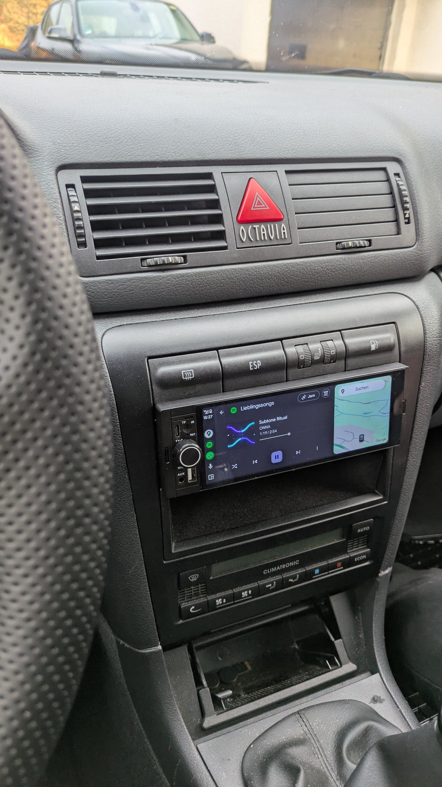 AutoWave 1DIN Bluetooth Radio Compatible with Wireless CarPlay/Android Auto